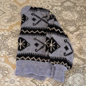 Zara Blue and Black Geometric Sweater